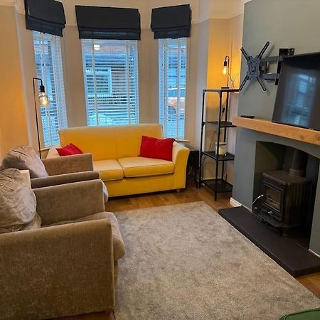 Stylish, Spacious And Central 4 Bedroom House Belfast Exterior foto