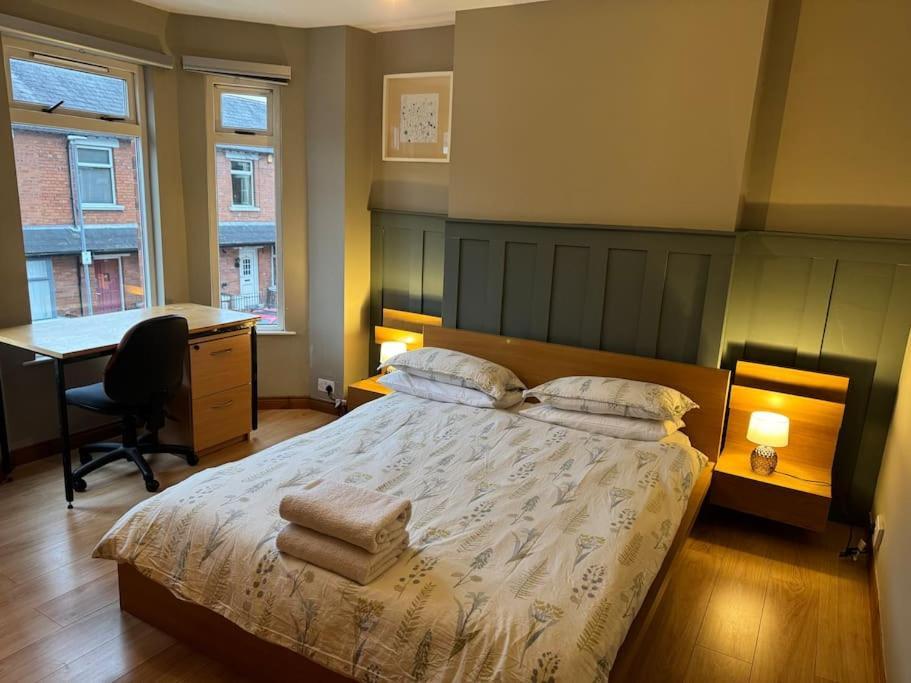 Stylish, Spacious And Central 4 Bedroom House Belfast Exterior foto